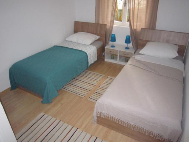 Apartments Mario Primosten Exterior photo